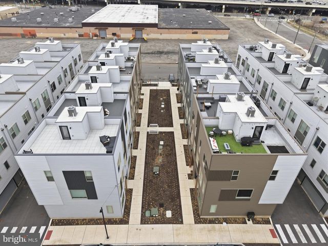 3011 SUNRISE WALK, Philadelphia, PA 19125