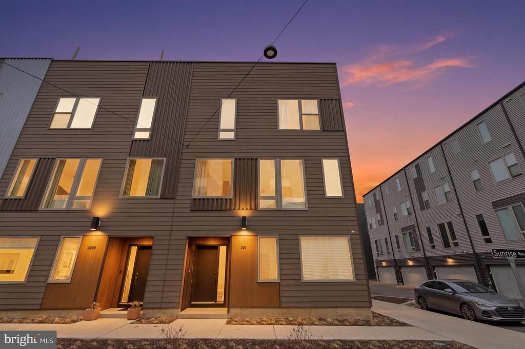 3011 SUNRISE WALK, Philadelphia, PA 19125