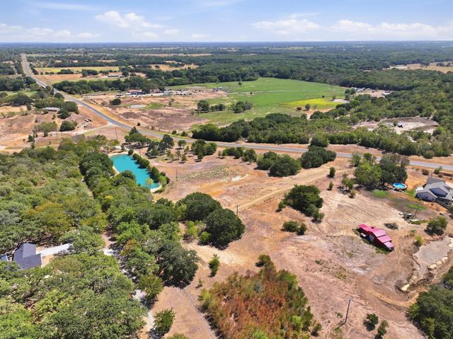 27673 FM 902, Collinsville, TX 76233