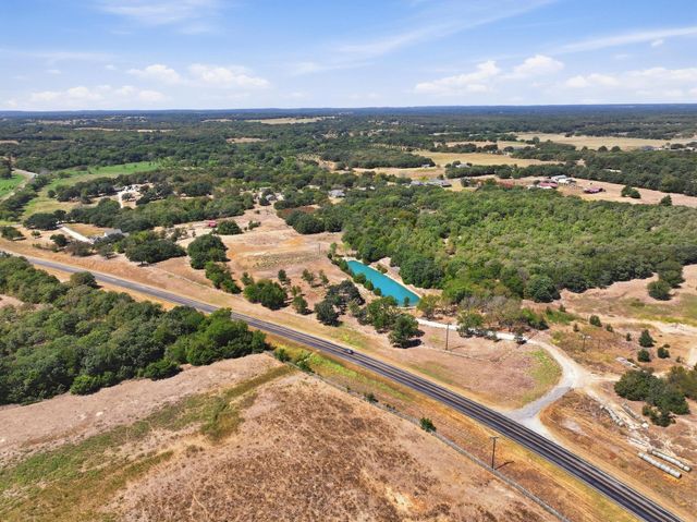 27673 FM 902, Collinsville, TX 76233