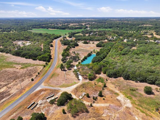 27673 FM 902, Collinsville, TX 76233