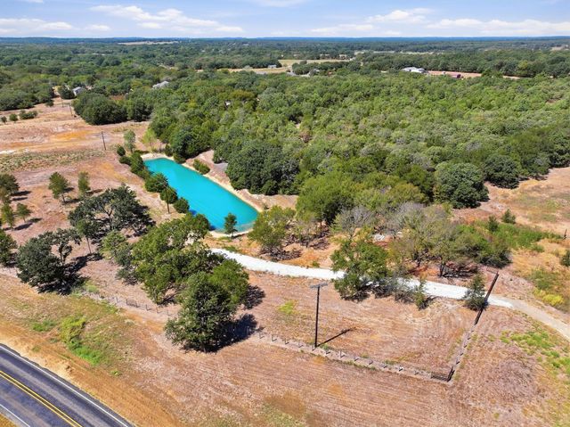 27673 FM 902, Collinsville, TX 76233