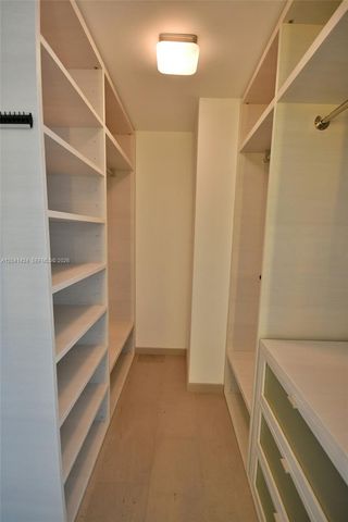 88 SW 7th St 3309, Miami, FL 33130