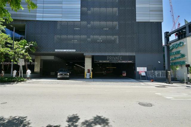 88 SW 7th St 3309, Miami, FL 33130