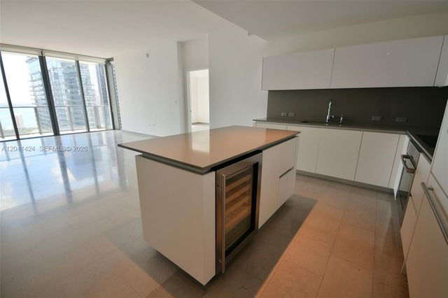 88 SW 7th St 3309, Miami, FL 33130
