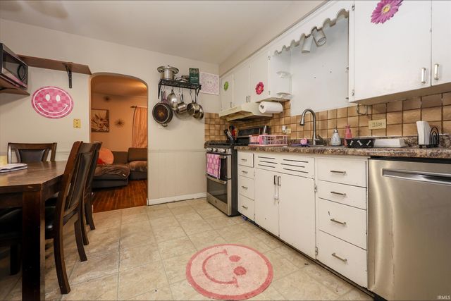 4865 Stellhorn Road, Fort Wayne, IN 46815