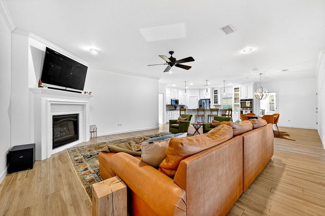 6100 Frio Dr, Midland, TX 79707