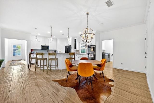 6100 Frio Dr, Midland, TX 79707