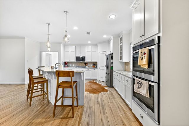 6100 Frio Dr, Midland, TX 79707