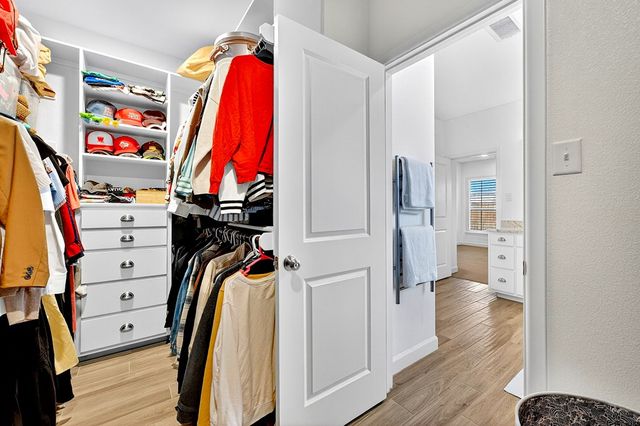 6100 Frio Dr, Midland, TX 79707