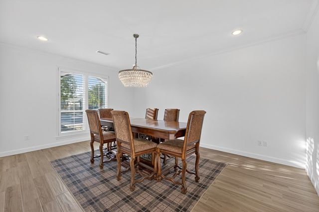 6100 Frio Dr, Midland, TX 79707