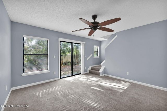 7764 PLAYSCHOOL Lane, Jacksonville, FL 32210