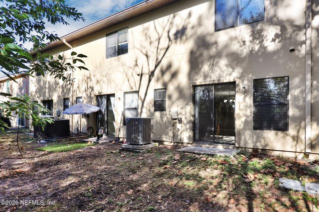 7764 PLAYSCHOOL Lane, Jacksonville, FL 32210