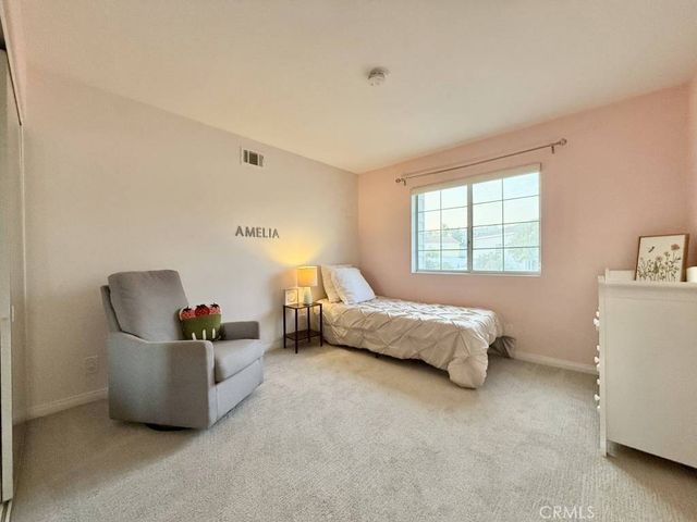 2960 E 20th, Signal Hill, CA 90755