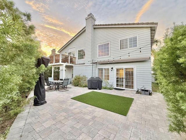 2960 E 20th, Signal Hill, CA 90755
