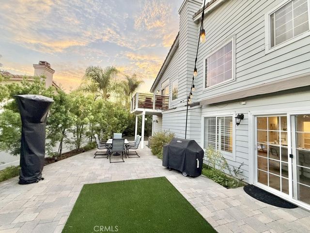 2960 E 20th, Signal Hill, CA 90755