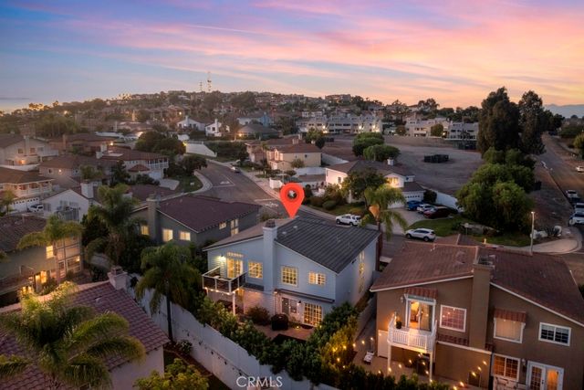 2960 E 20th, Signal Hill, CA 90755