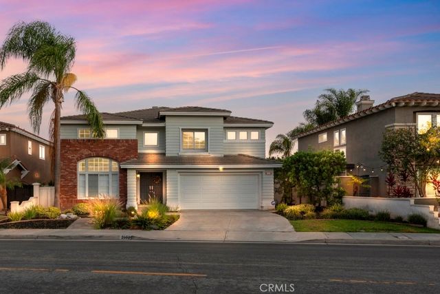 2960 E 20th, Signal Hill, CA 90755