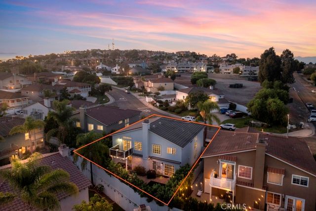 2960 E 20th, Signal Hill, CA 90755