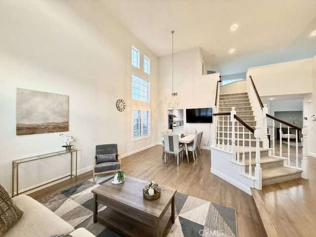 2960 E 20th, Signal Hill, CA 90755