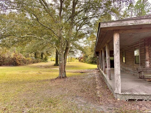 389 Harold Tucker Rd., Purvis, MS 39475