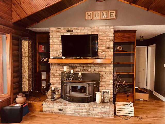 389 Harold Tucker Rd., Purvis, MS 39475