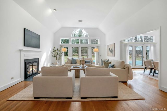 24 North Way, Chappaqua, NY 10514