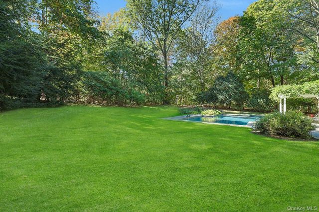 24 North Way, Chappaqua, NY 10514