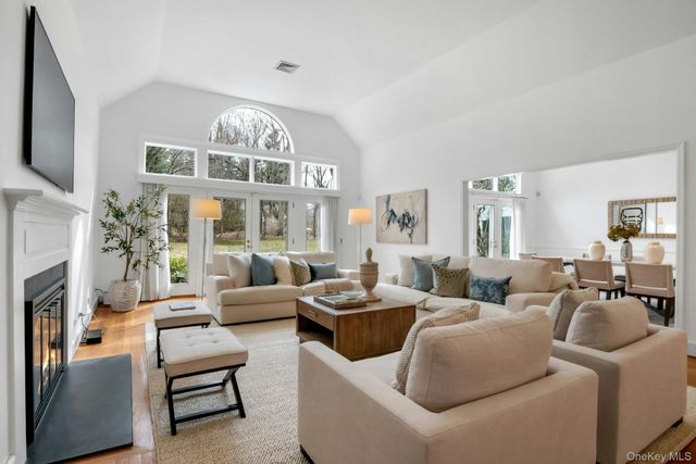 24 North Way, Chappaqua, NY 10514