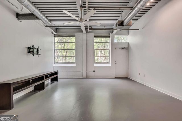 400 Village Parkway NE 202, Atlanta, GA 30306