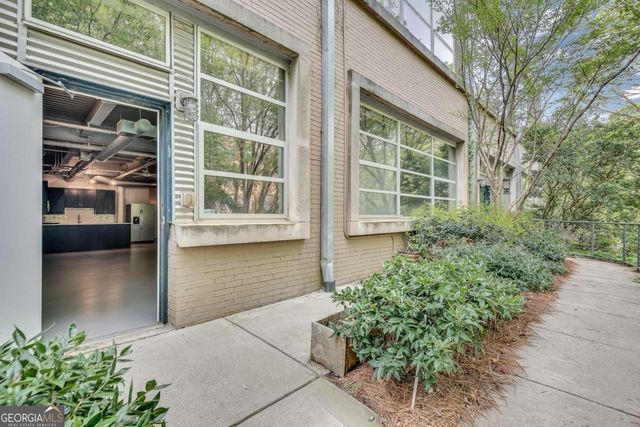 400 Village Parkway NE 202, Atlanta, GA 30306