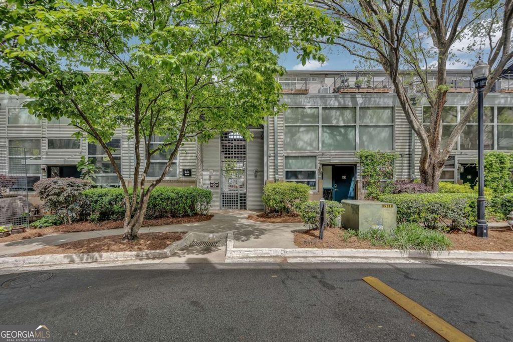 400 Village Parkway NE 202, Atlanta, GA 30306