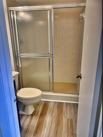 3915 Victoria Drive, West Palm Beach, FL 33406