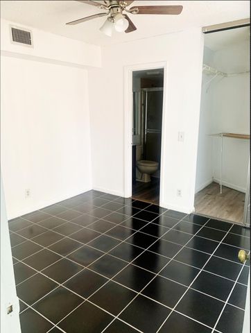 3915 Victoria Drive, West Palm Beach, FL 33406