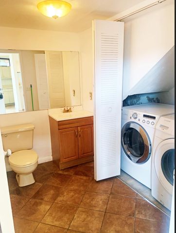 3915 Victoria Drive, West Palm Beach, FL 33406