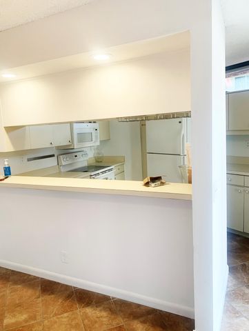 3915 Victoria Drive, West Palm Beach, FL 33406