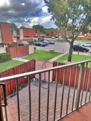 3915 Victoria Drive, West Palm Beach, FL 33406