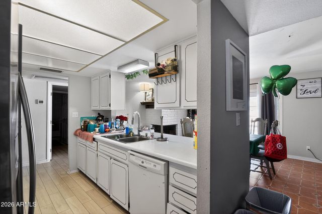 1722 E LA JOLLA Drive, Tempe, AZ 85282