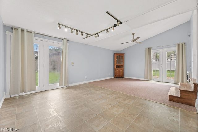 560 N Broadway Street, Medina, OH 44256