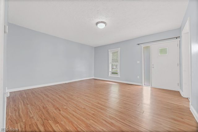 560 N Broadway Street, Medina, OH 44256