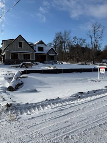10310 Sweetheart Lane, Brighton Township, MI 48114