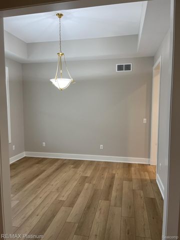 10310 Sweetheart Lane, Brighton Township, MI 48114