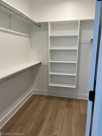 10310 Sweetheart Lane, Brighton Township, MI 48114