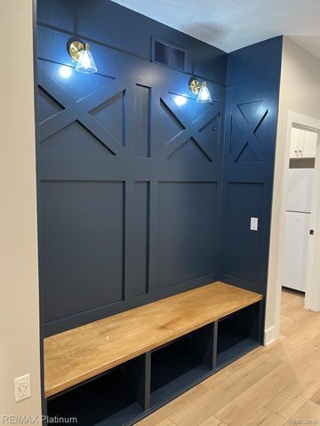 10310 Sweetheart Lane, Brighton Township, MI 48114