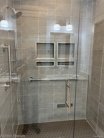 10310 Sweetheart Lane, Brighton Township, MI 48114