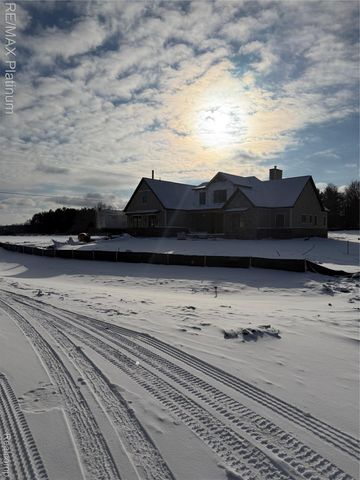 10310 Sweetheart Lane, Brighton Township, MI 48114