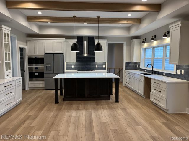 10310 Sweetheart Lane, Brighton Township, MI 48114