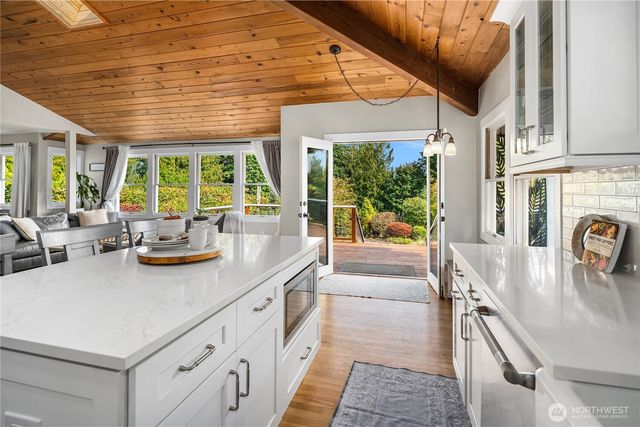 1718 292nd Place NE, Carnation, WA 98014