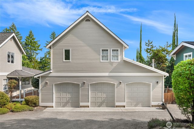 1718 292nd Place NE, Carnation, WA 98014