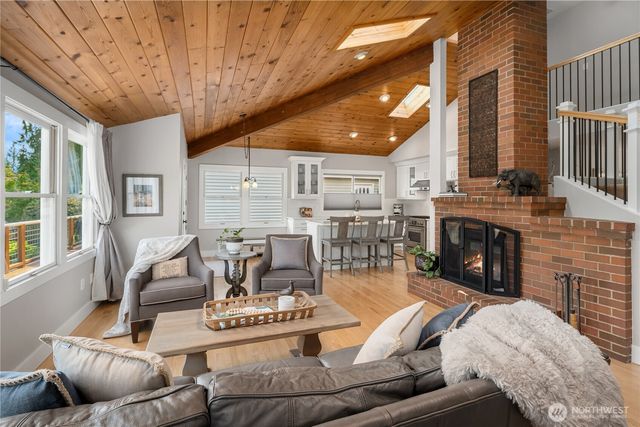 1718 292nd Place NE, Carnation, WA 98014